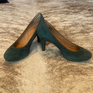 Suede green pumps Clarks